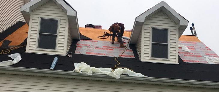 roofing-contractor image